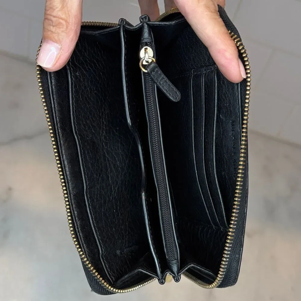 Michael Kors Wallet Leather Astor Pebbled Studded Full Zip